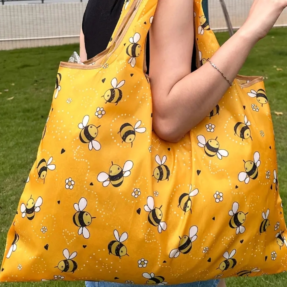 1 PCS Stylish & Portable Large Tote: Foldable, Lightweight,Waterproof - Picture 2 of 4